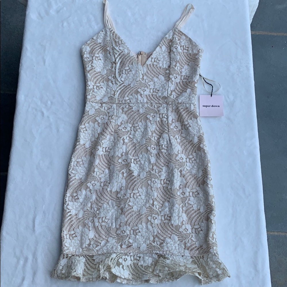Super Down Lace Dress in Cream (size xs)